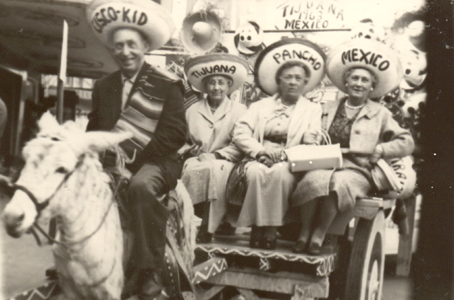 Grierson and Sparks in Mexico. L-R: Ernest Grierson, Pearl Sparks, Ethel (Sparks) Grierson and Ida Sparks